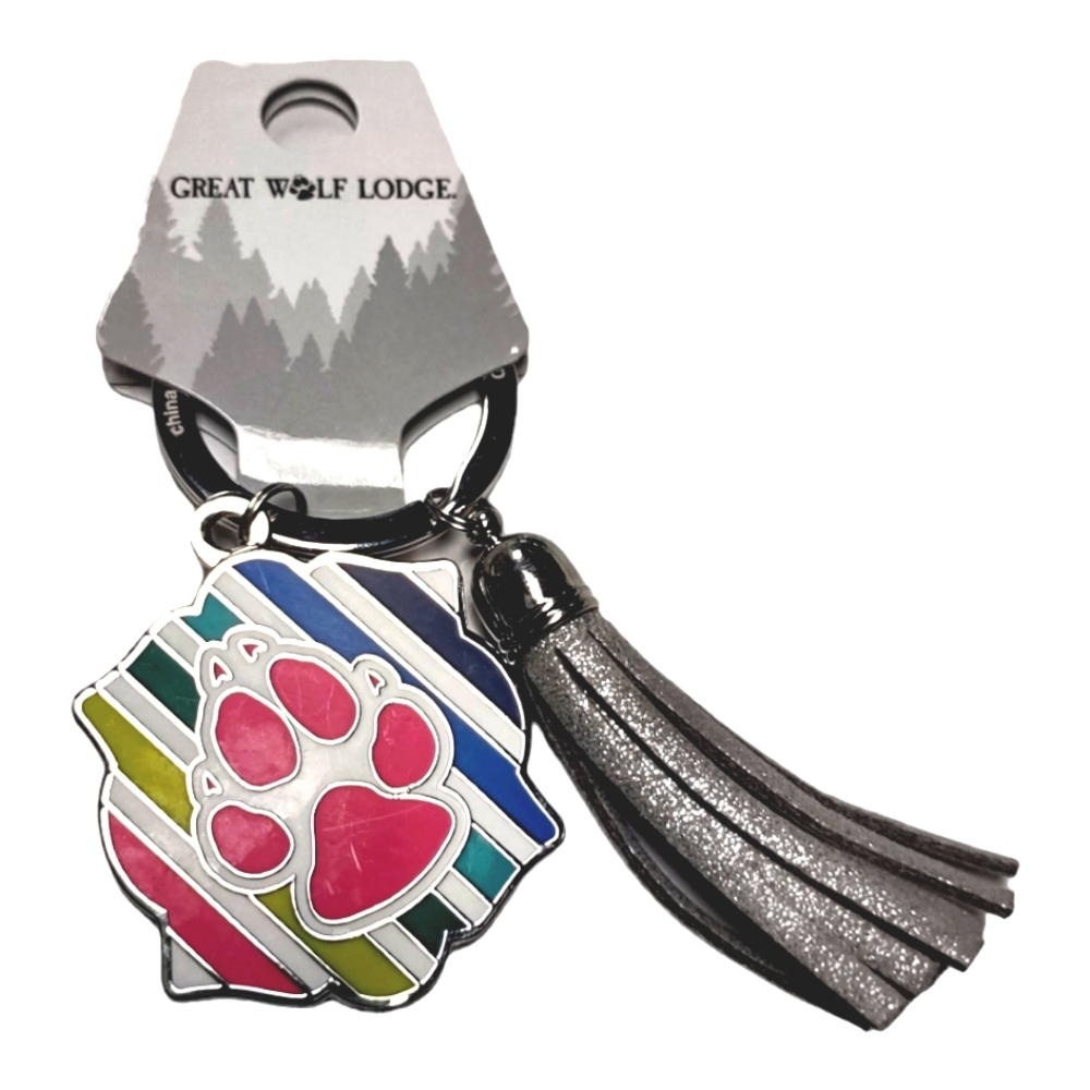 Great Wolf Lodge Keychain or Craft Charm Accent